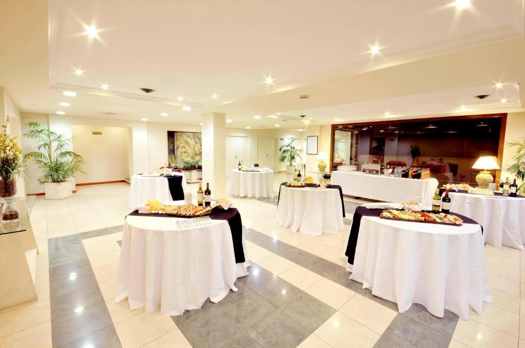 Hotel Argos Bahia Blanca Exterior photo